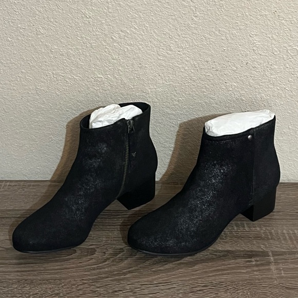 Designer H.S Trask Vivian Black Metallic Suede Ankle Boots - Picture 3 of 16